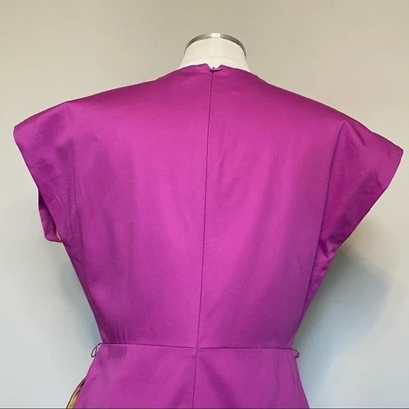 Andrew Marc New York Fuchsia V-neck Cap Sleeve Pleated Dress, size 4 - Picture 9 of 12